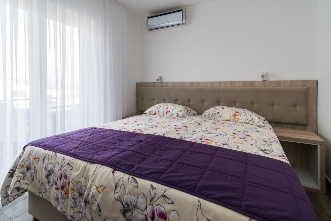 Apartments&Rooms Lavanda Malinska Extérieur photo